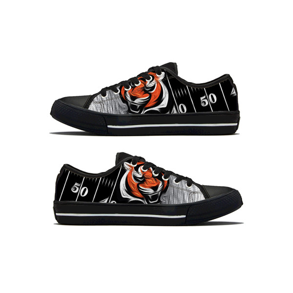 Men's Cincinnati Bengals Low Top Canvas Sneakers 001